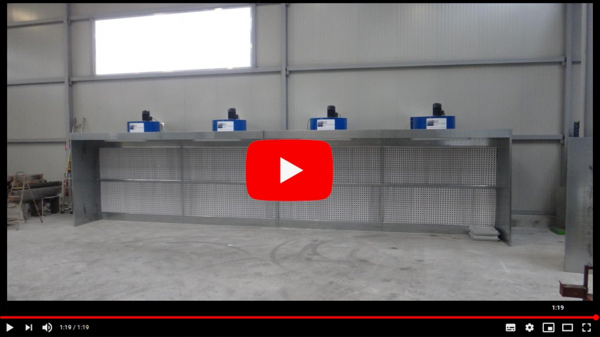 Cabine de peinture à ventilation verticale – STI Larçay
